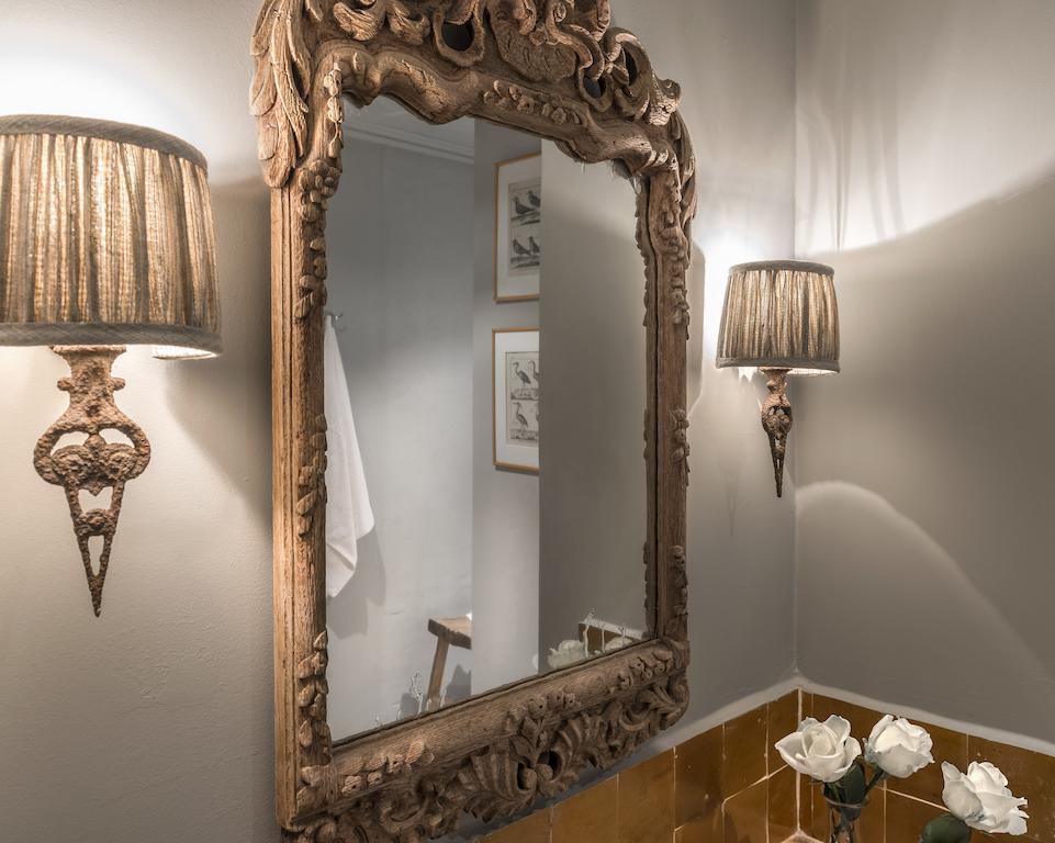 Guesthouse Dijver - Serene Escape In The Heart Of Historic Μπριζ Εξωτερικό φωτογραφία
